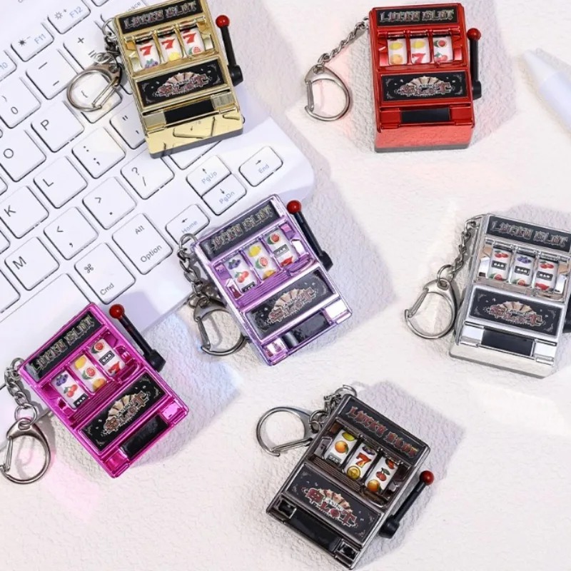 Fun Metal Fruit Rocking Music  - Retro Gaming Keychain recensie en prijs